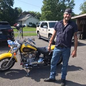 Meet your Posher, Gary